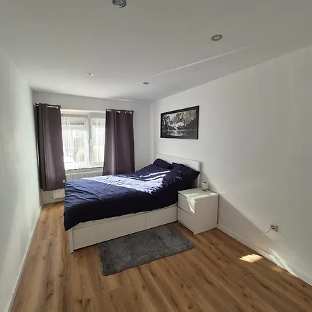 Apartment De Treves *